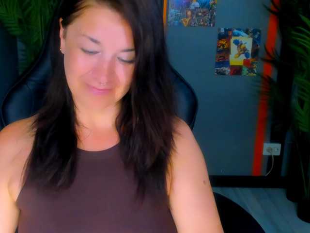 AnaMills live cam on BongaCams