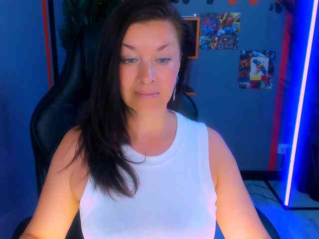 AnaMills Live Webcam on BongaCams