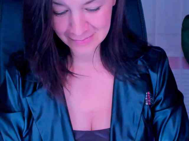 AnaMills Live Webcam on BongaCams