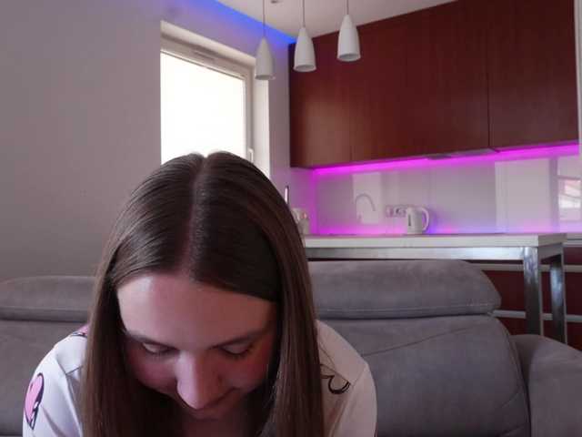 Diamond-7's BongaCams show and profile