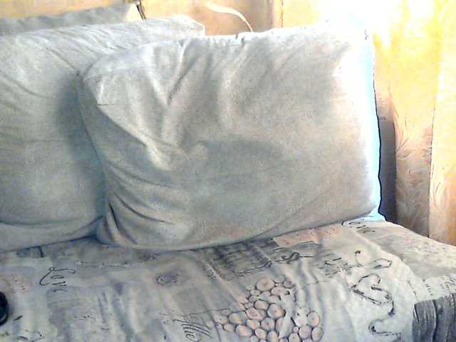 CuteGloria live cam on BongaCams
