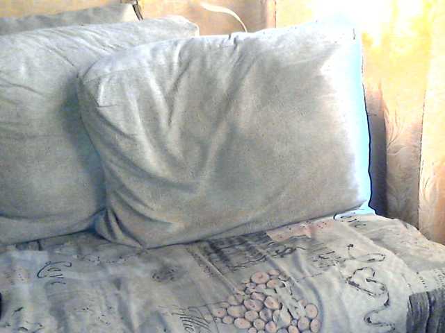CuteGloria live cam on BongaCams