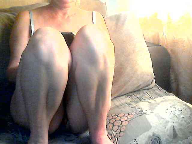 CuteGloria webcam