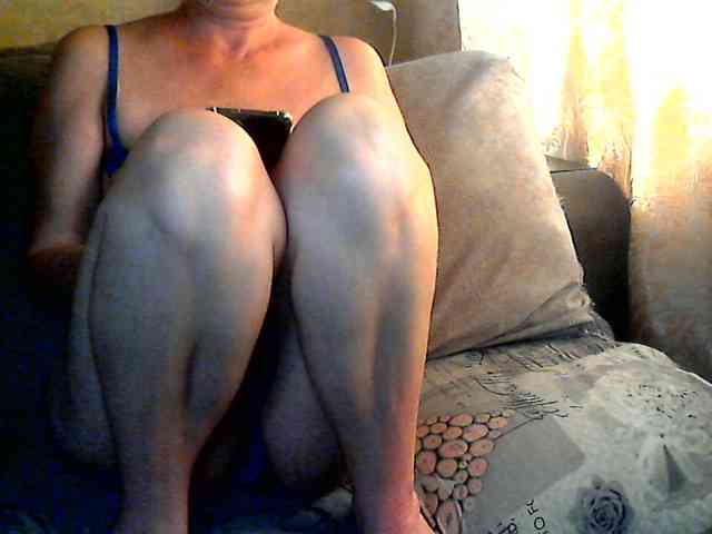 CuteGloria webcam