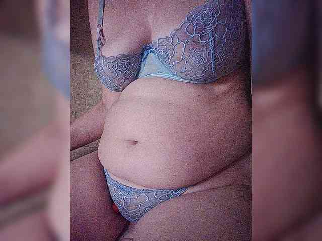 CuteGloria webcam