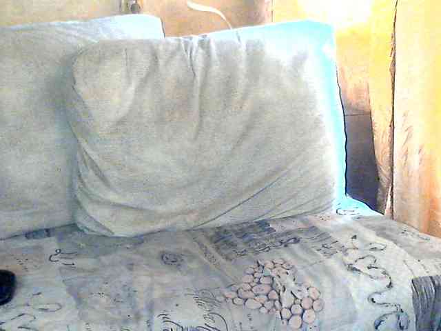 CuteGloria webcam