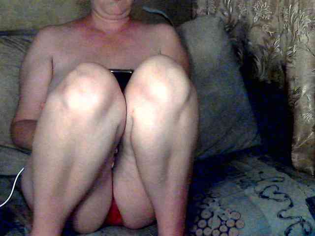 CuteGloria webcam