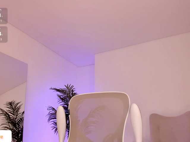 KendallRise live cam on BongaCams