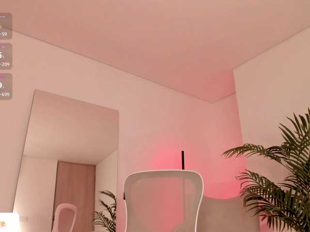 KendallRise live webcam show