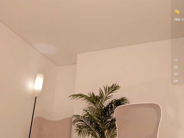 KendallRise live cam