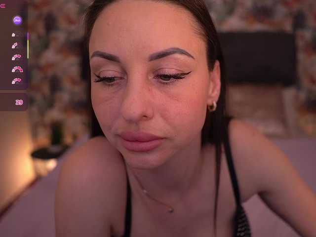 Magneticcc's BongaCams show and profile