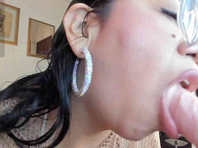 Silver-love webcam