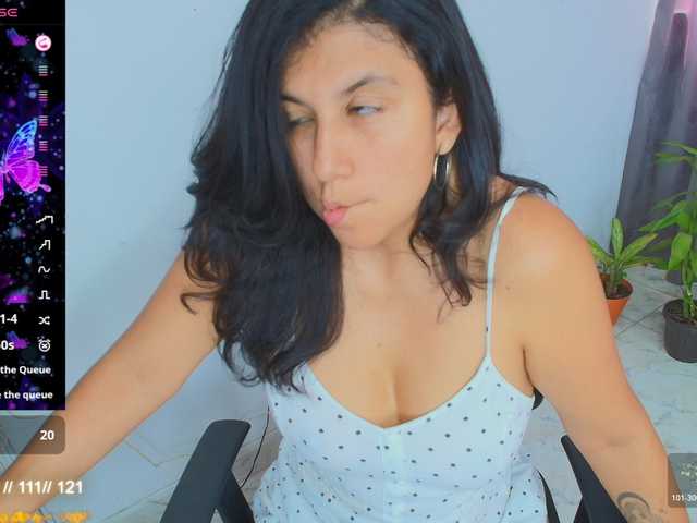 Sophiewalker live webcam show