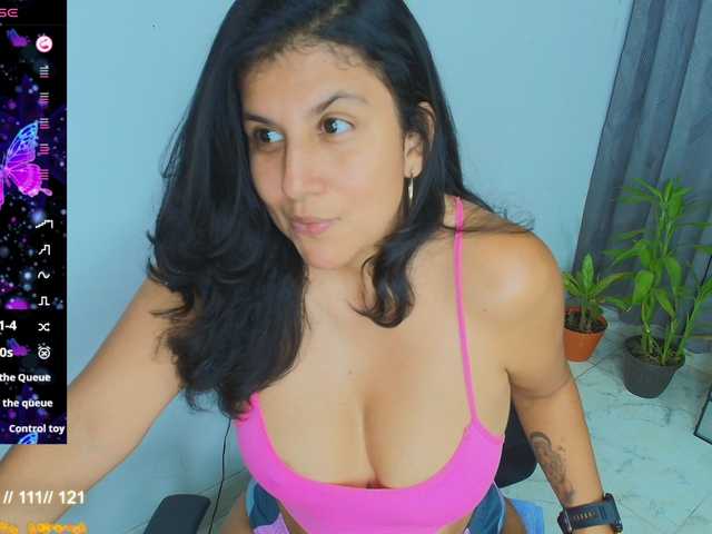 Sophiewalke live cam on BongaCams