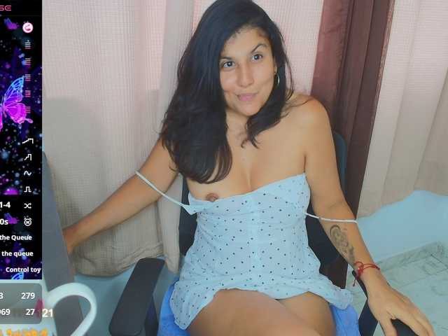 Sophiewalke live cam on BongaCams