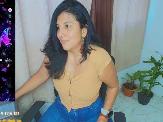 Sophiewalke live webcam show