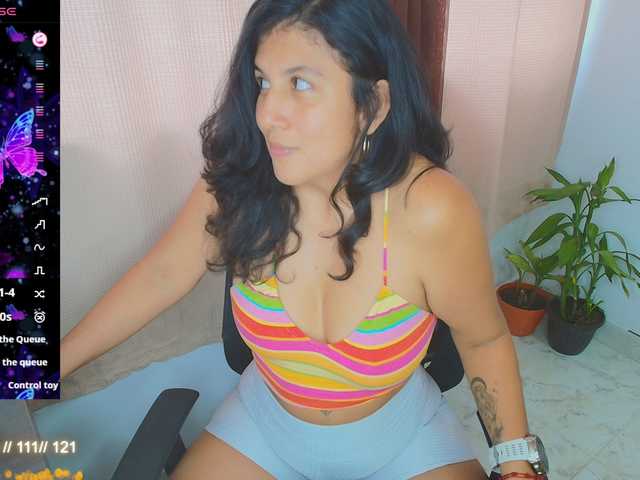 Sophiewalke Live Cam on BongaCams