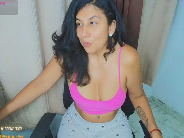 Sophiewalke live cam on BongaCams