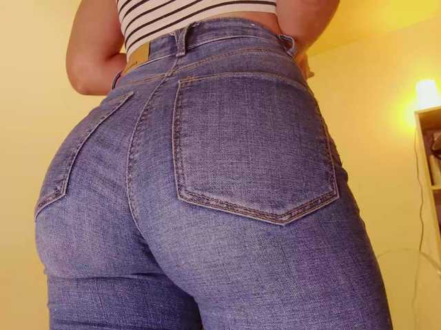 agatha137 live cam on BongaCams