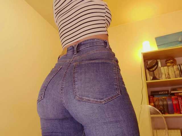 agatha137 live cam on BongaCams
