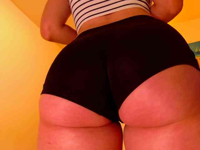 Agatha137 webcam