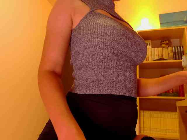 Agatha137 webcam