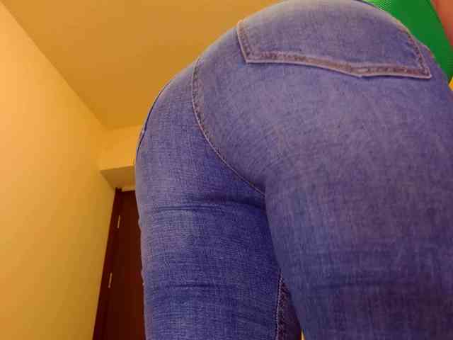 Agatha137 webcam