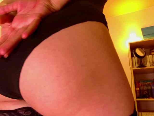 Agatha137 webcam