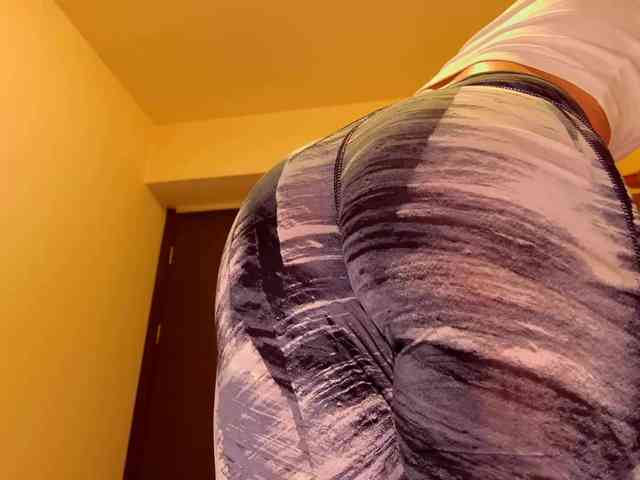 Agatha137 webcam