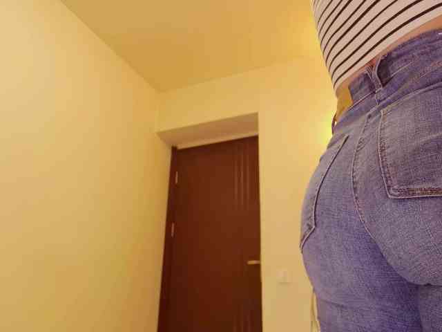 Agatha137 webcam