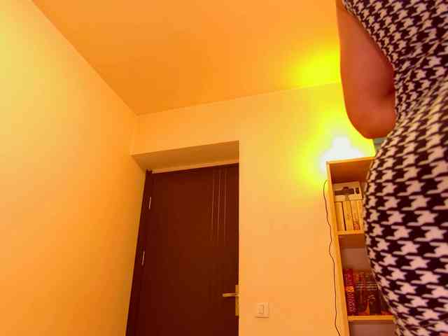 Agatha137 webcam