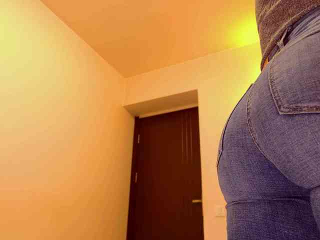 Agatha137 webcam