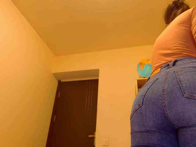 Agatha137 webcam