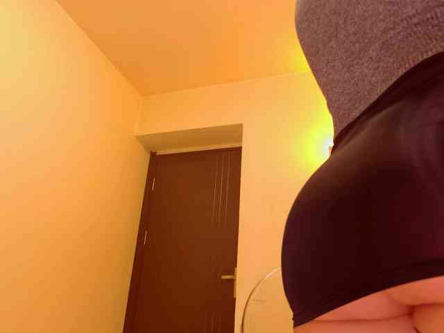 Agatha137 webcam