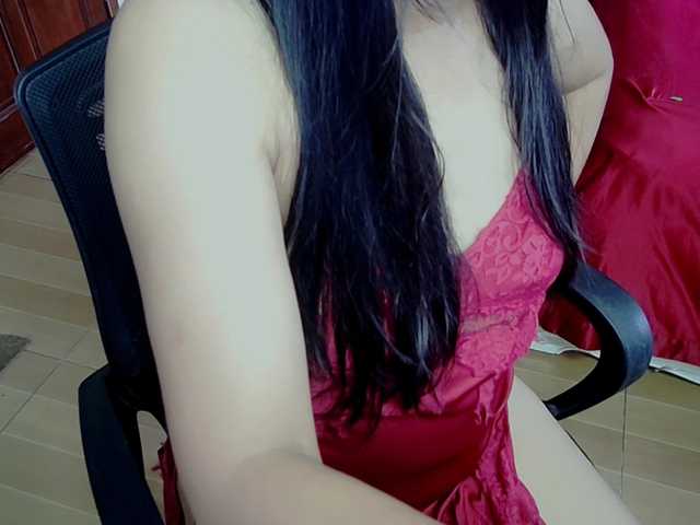 drinkmyjuic live cam on BongaCams