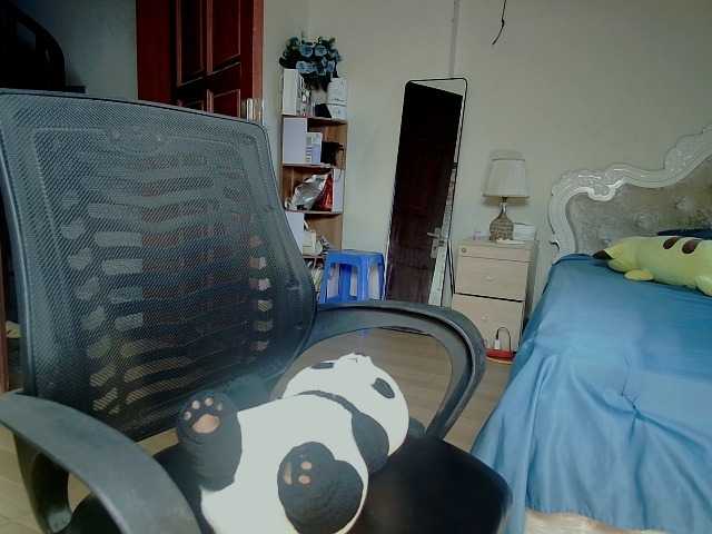 drinkmyjuic live cam on BongaCams