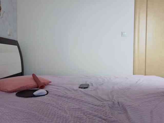 24sexx28 webcam