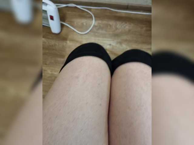 Flirt-Red's BongaCams show and profile