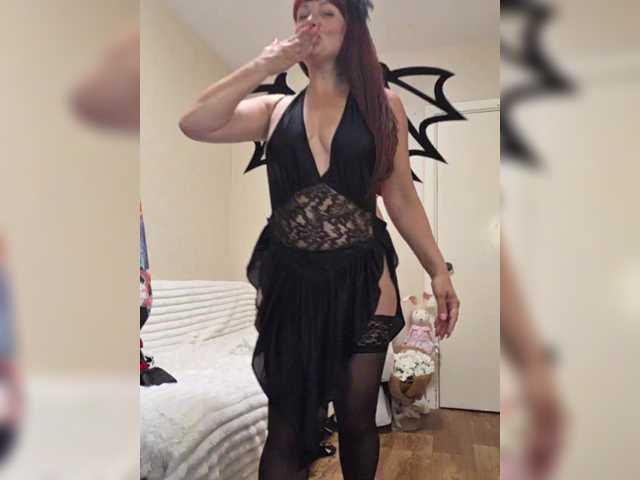 Flirt-Red live cam on BongaCams