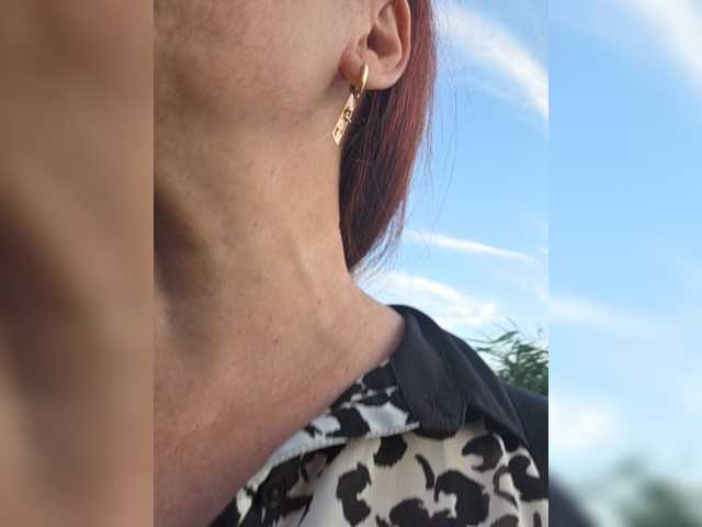 Flirt-Red live cam on BongaCams
