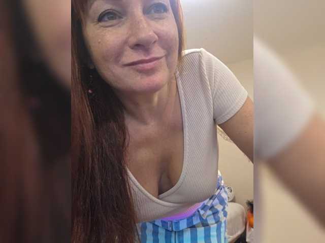 Flirt_Red live cam