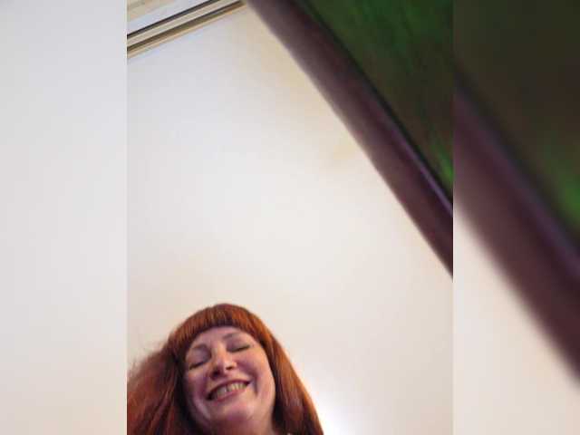Flirt-Red live cam on BongaCams
