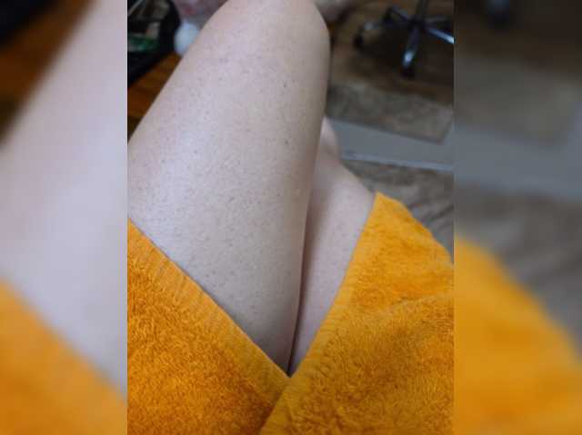 Flirt_Red live cam preview