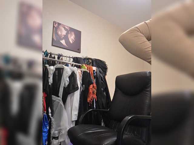 Flirt-Red live cam on BongaCams
