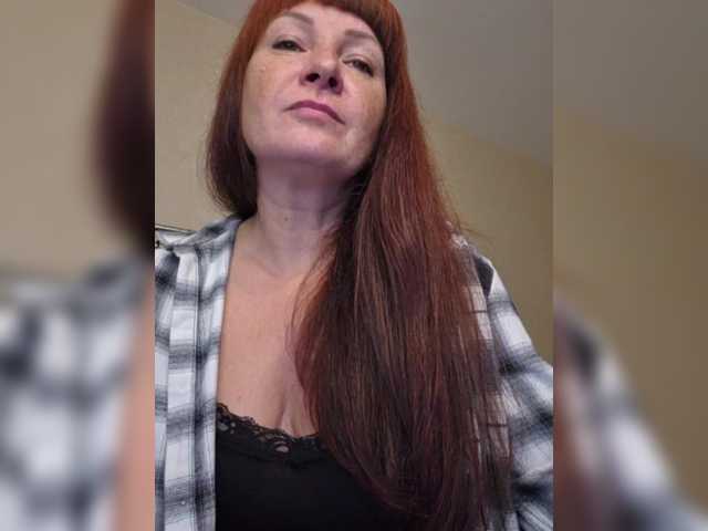 Flirt_Red live cam preview