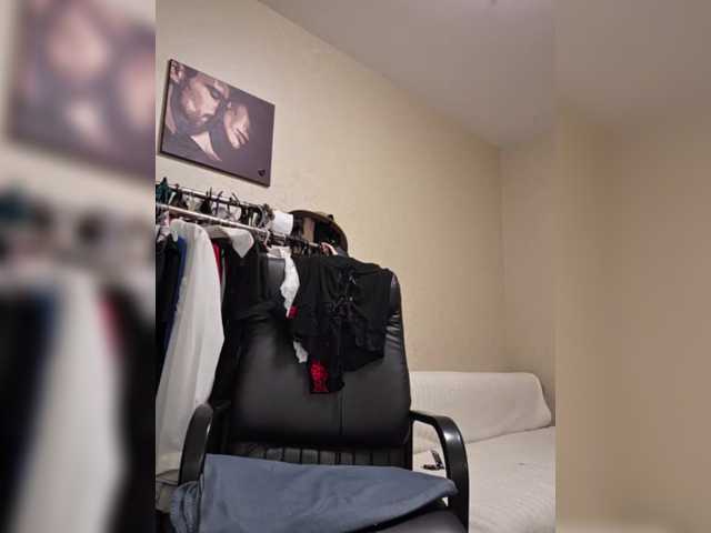 Flirt-Red live cam on BongaCams