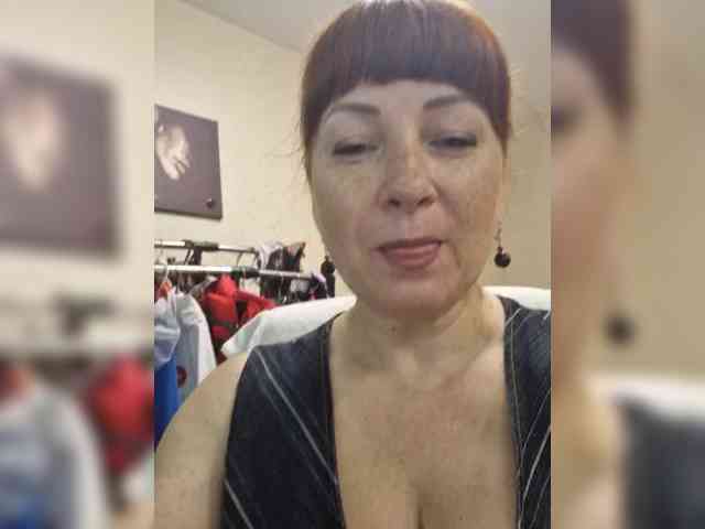 Flirt_Red webcam