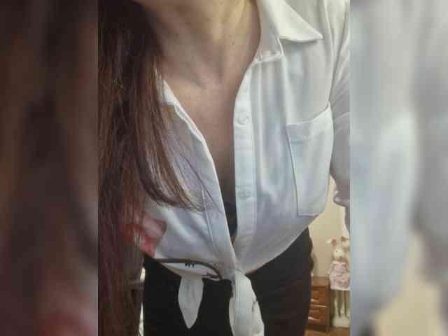Flirt_Red webcam
