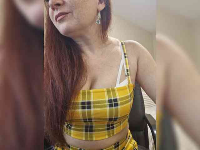 Flirt_Red webcam