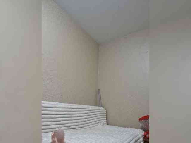 Flirt_Red webcam